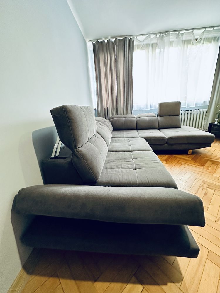Duża i wygodna rogówka – stan bardzo dobry, nowoczesny styl