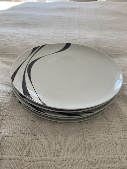 Dou/ofereço conjunto 5 pratos