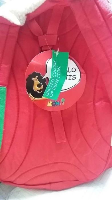 Mochila de Menina Vermelha Ovelha com Pêlo United Collors of Beneton