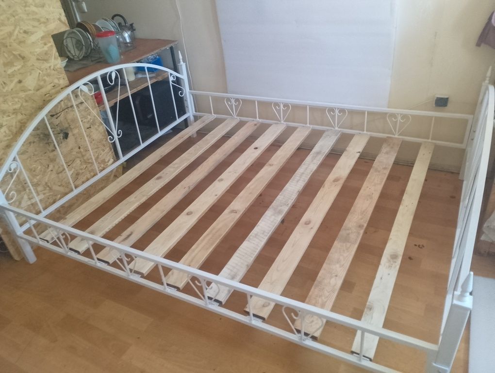 Ліжко металеве двоспальне СРОЧНО
