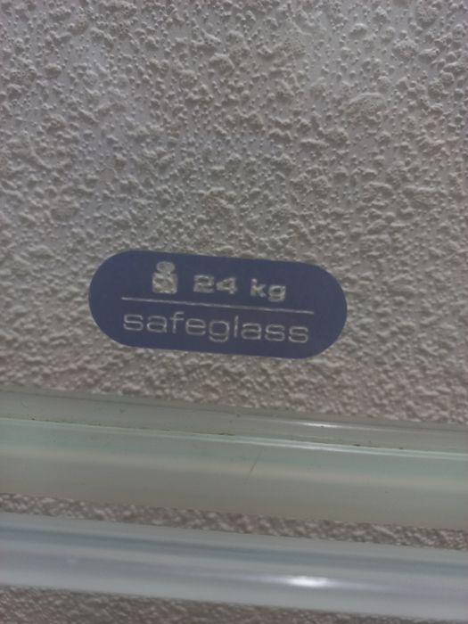 Основные боковые полочки для холодильника Whi