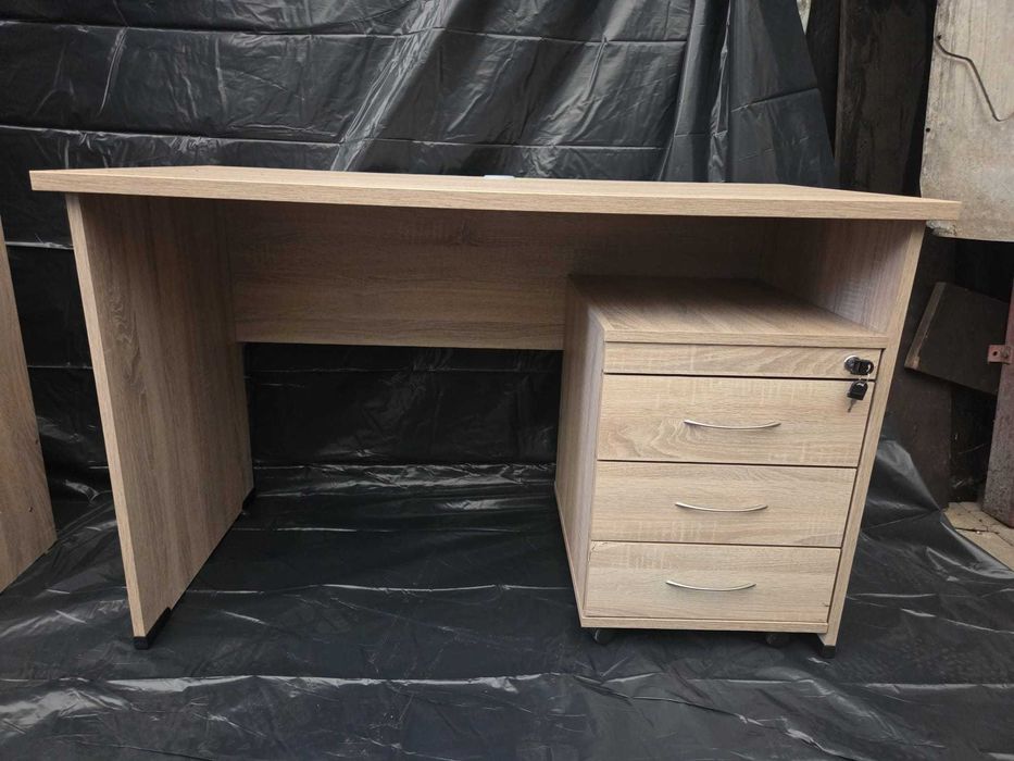 meble biurowe w bardzo dobrym stanie