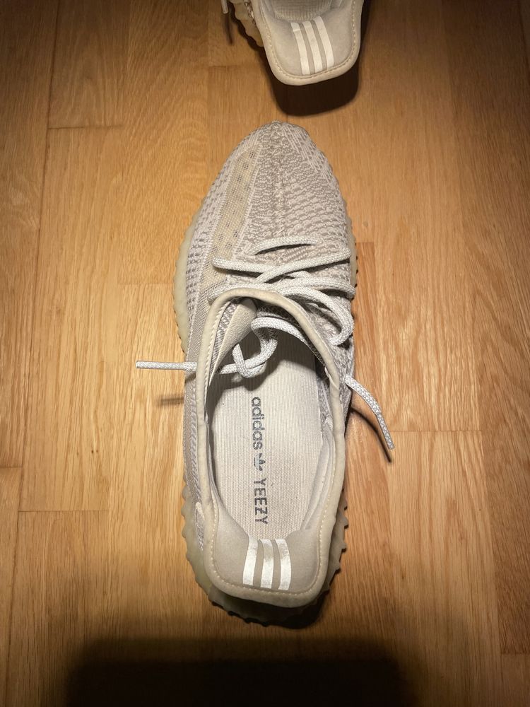 Yeezy boost static non reflective