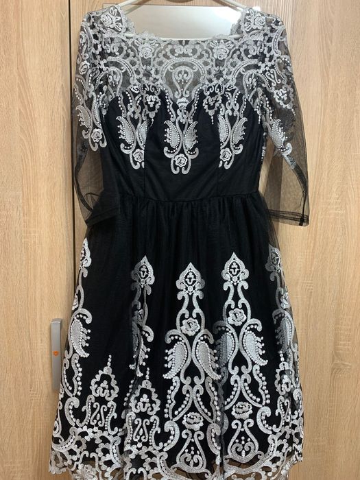 Вечернее платье Chi Chi London