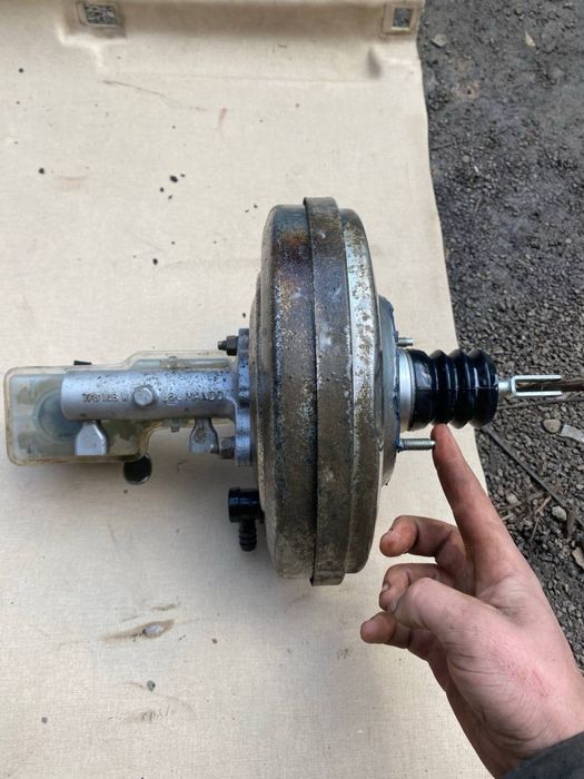 Вакуумний підсилювач гальм з гтц Калина Ваз ОРИГІНАЛ Справний свіжий