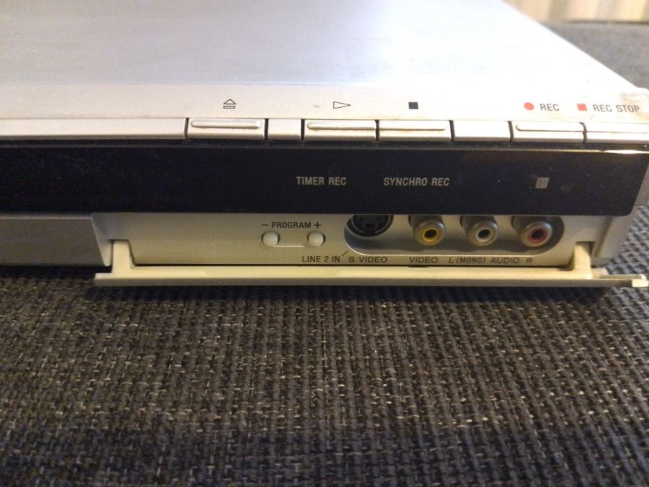 DVD Sony z nagrywarka rdr-gx220