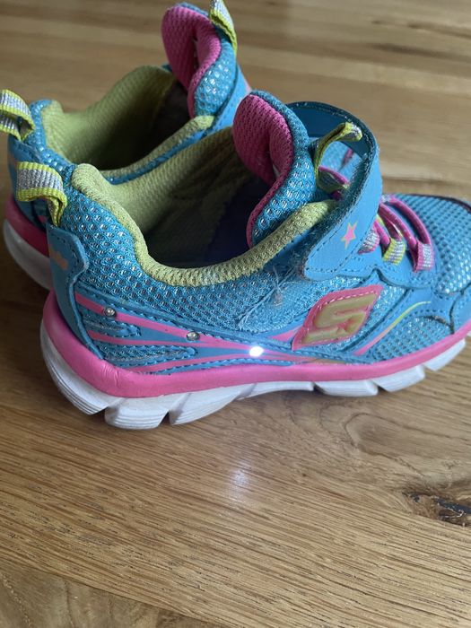 Buty Skechers. Świecące.