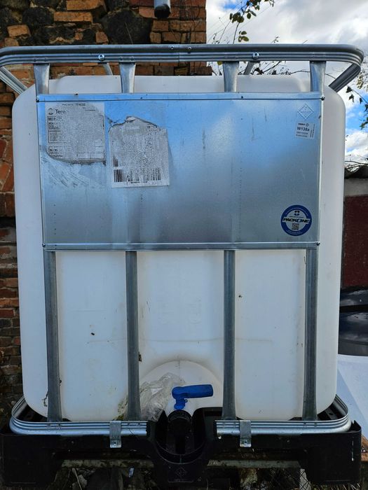 Zbiornik na wodę Mauser 1000 litrów czysty po spożywce