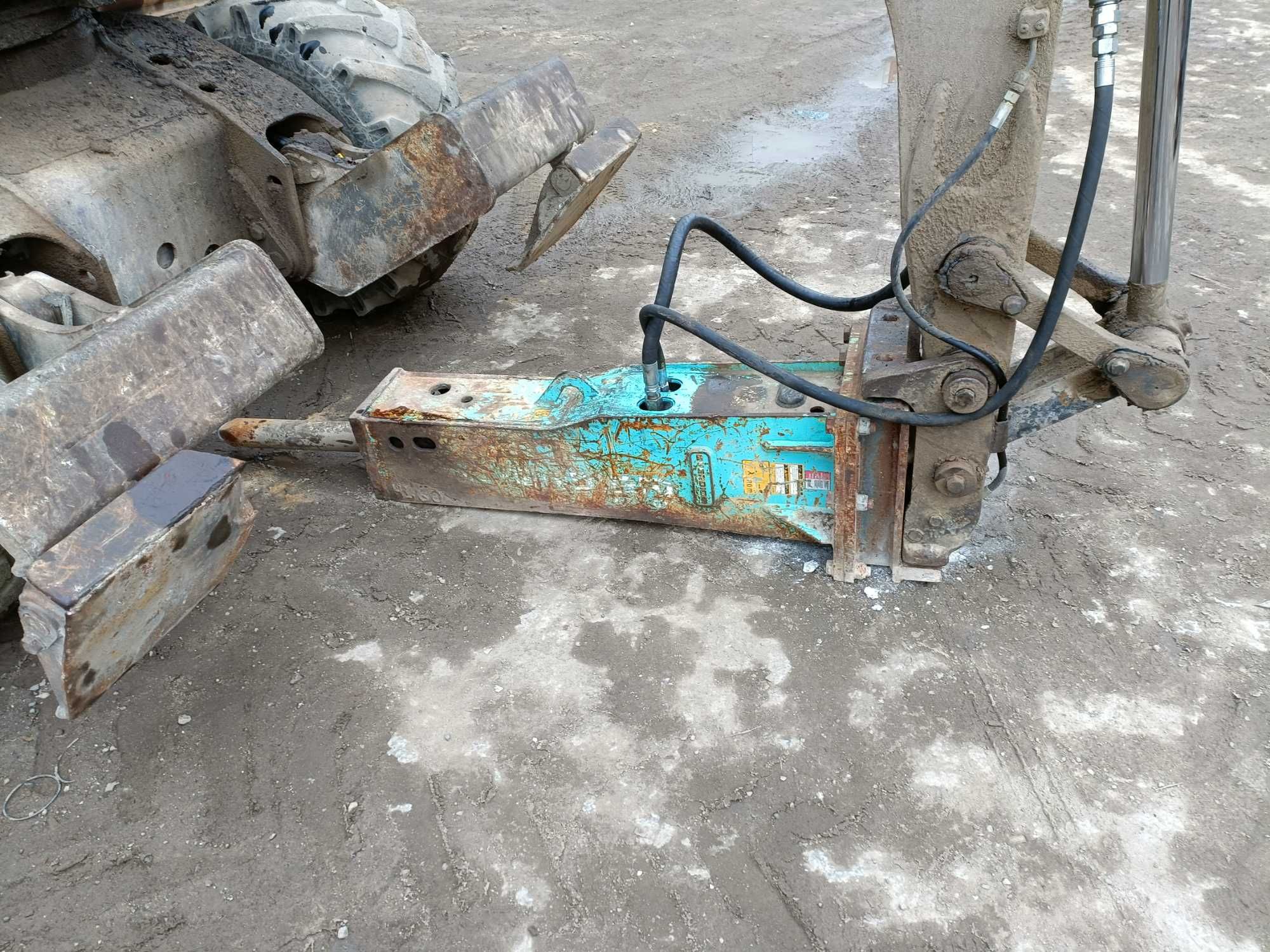 Serwis naprawa młotów wyburzeniowych hydraulicznych