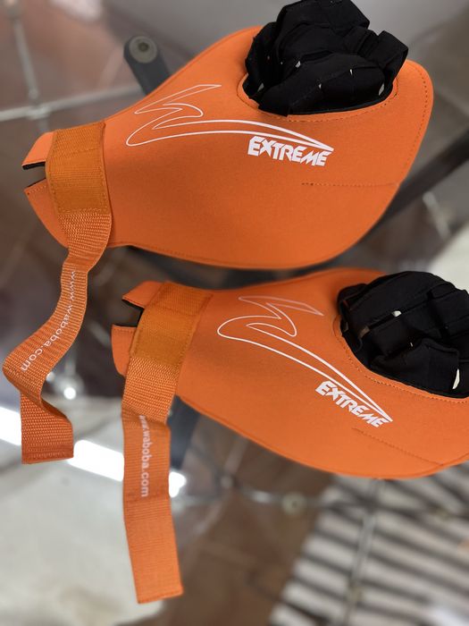 Bolas que saltam na água