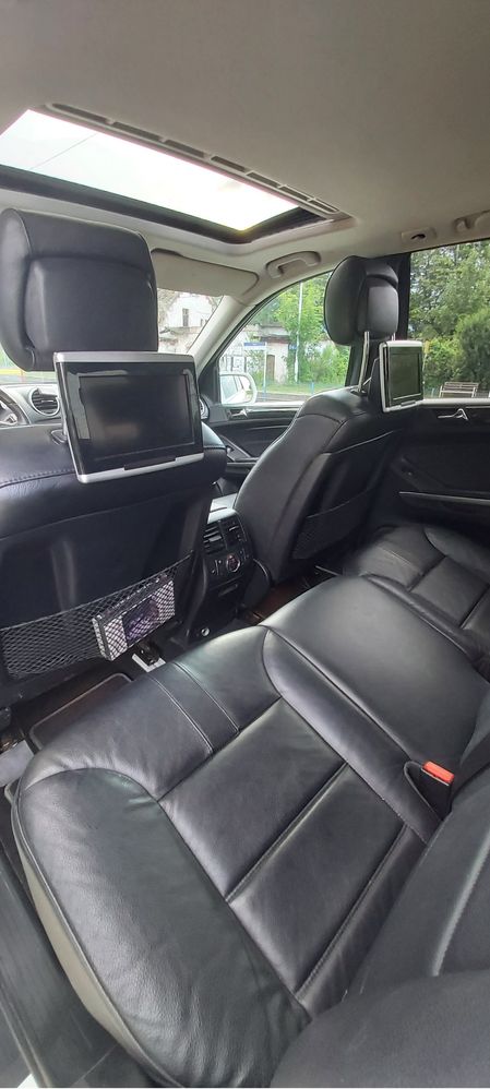 Mercedes ML 5500 v8