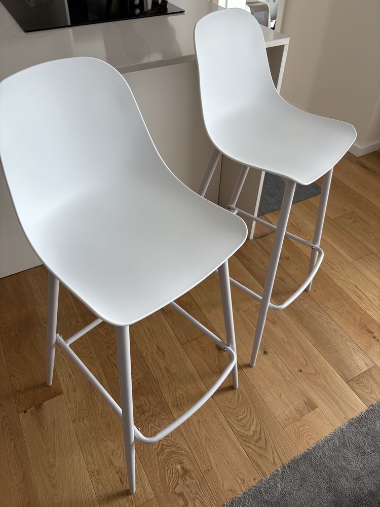 Cadeiras altas para balcão
