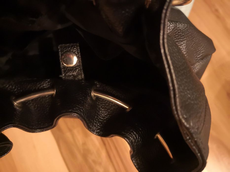 Torebka czarna średnia