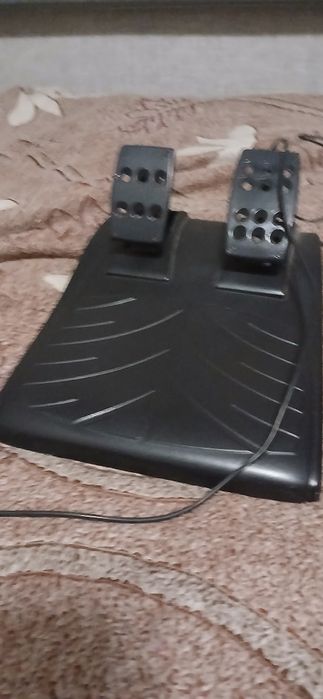 Logitech driving force GT