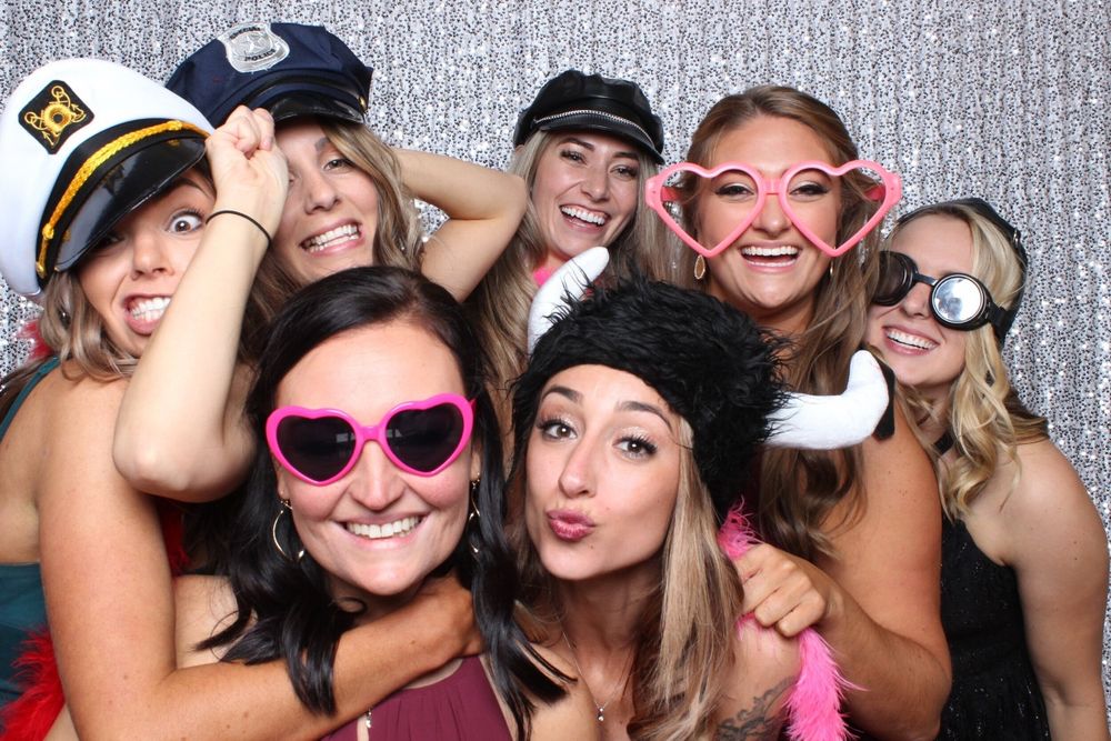 Wynajem fotobudki natychmiastowej fotobudka drukująca zdjęcia gadżety