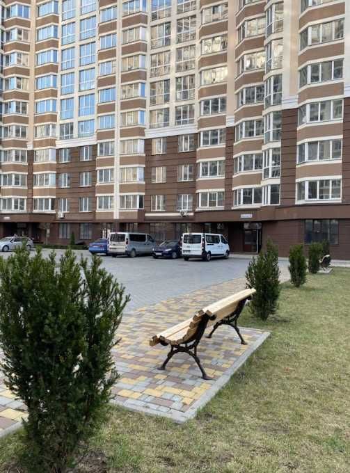 Продам Однокімнатну квартиру з мінімальним оформленням