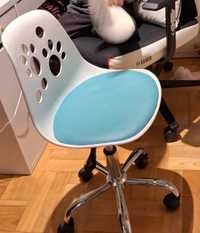 Krzesło obrotowe do biurka białe