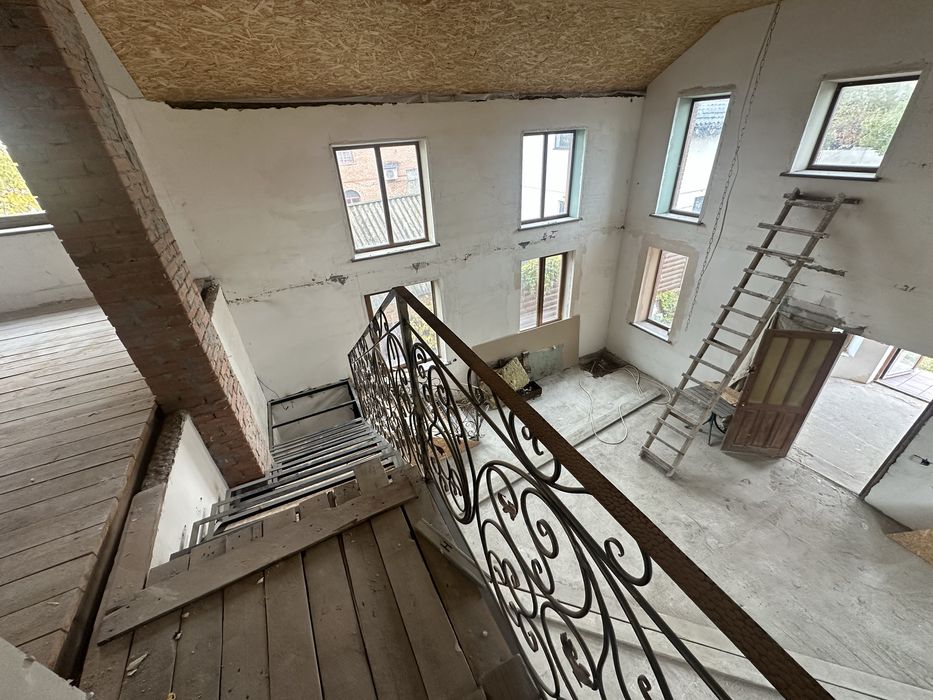 Продається будинок у районі Олексіївки.