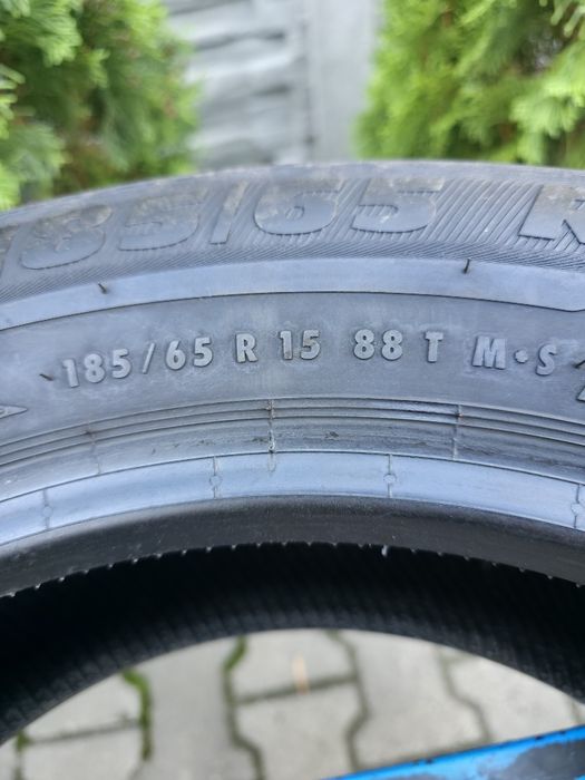 4szt zima 185/65-15 2x Semperit 7mm + 2x Barum 6.5mm