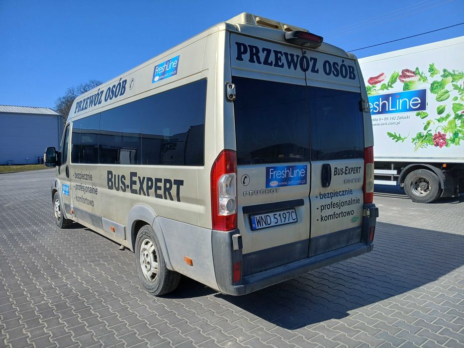 Peugeot Boxer 16 osobowy