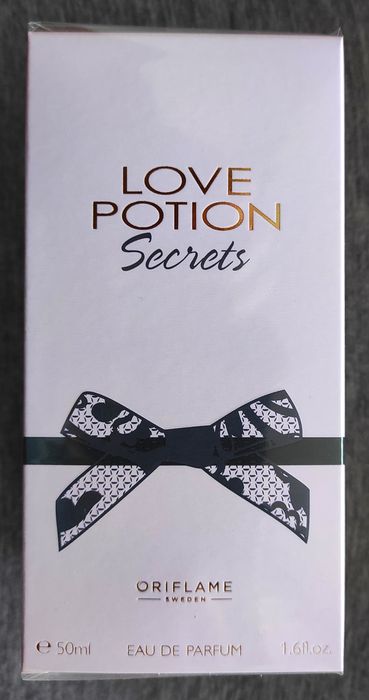 Love Potion Secrets - жіноча парфумована вода Oriflame - код 42815
