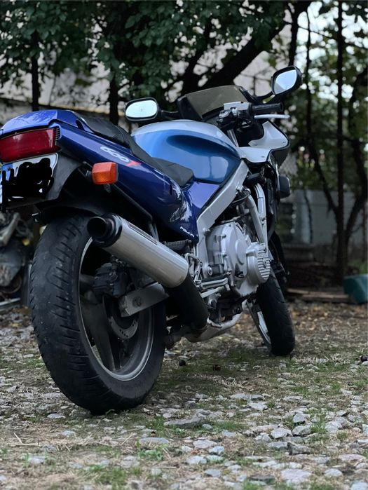 Продається Honda CBR600F