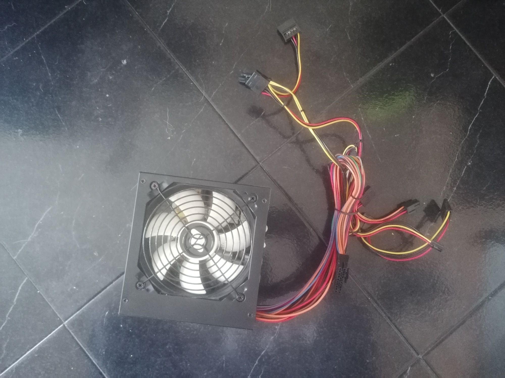 Fonte de alimentação PC 500w