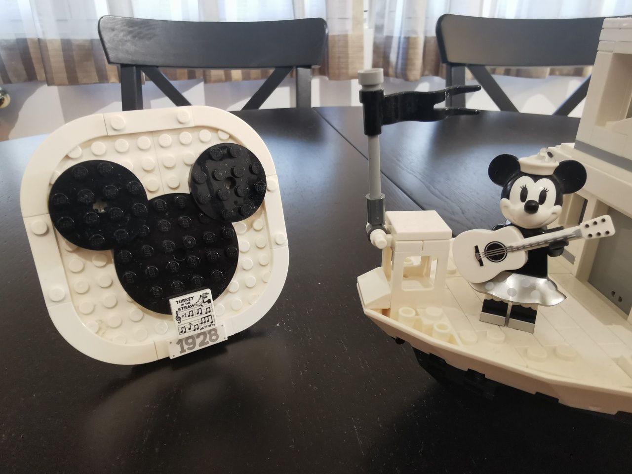 Lego 21317 Steamboat willie
