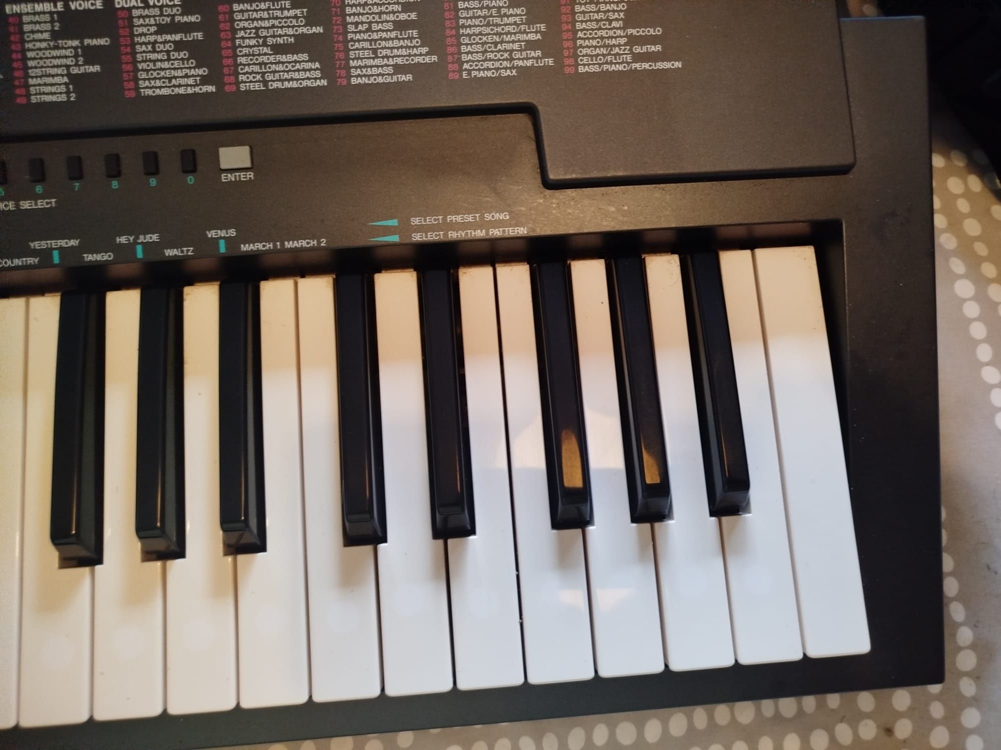 Teclado musical Yamaha PSR-3 plus Impecável !!