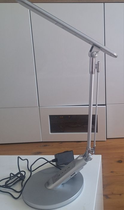 Lampka biurkowa dotykowa led