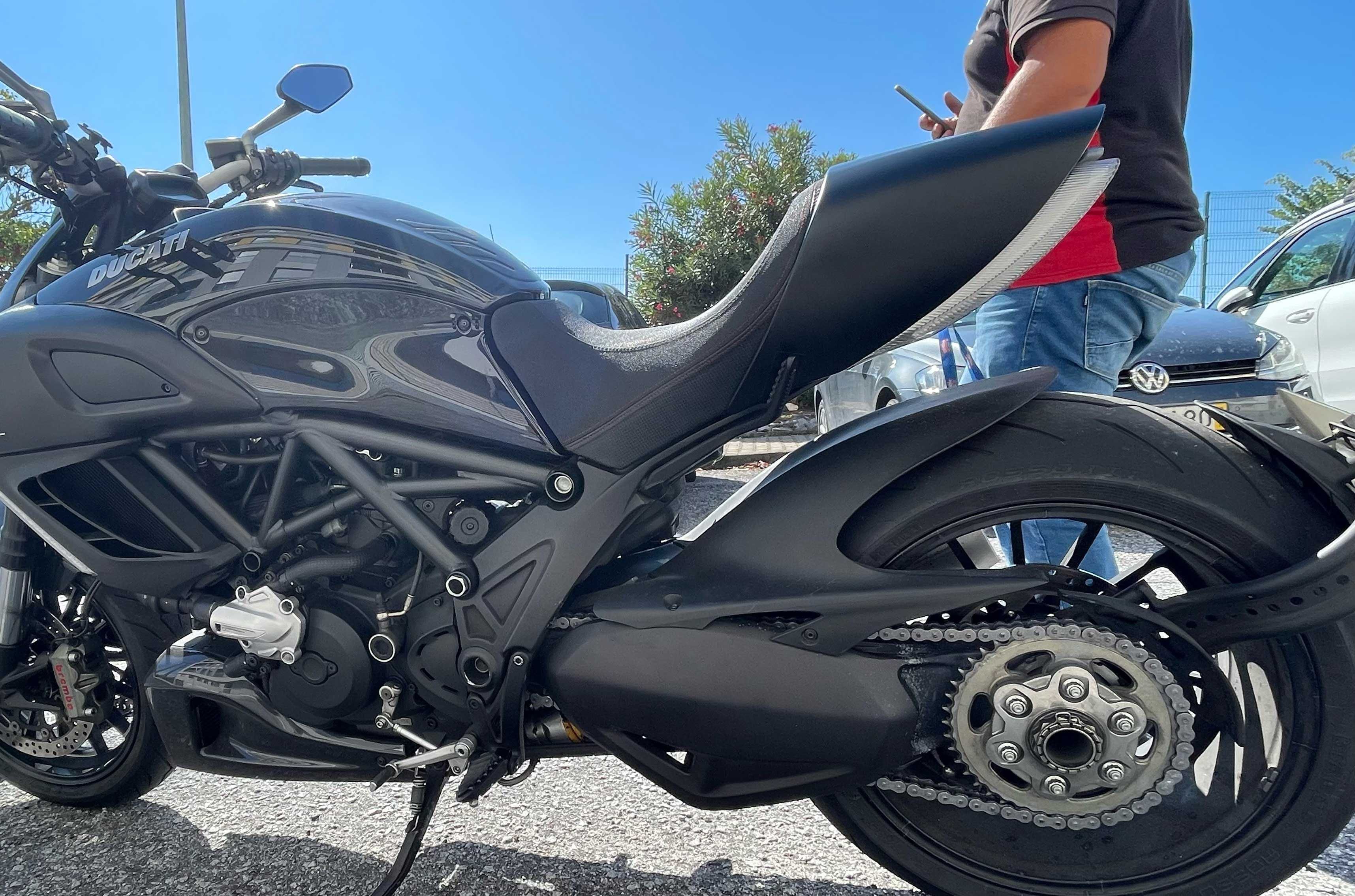 Ducati Diavel 1260 – Revisões na Marca, Excelente Estado