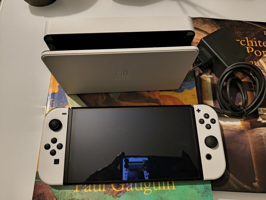 Nintendo Switch OLED desbloqueada