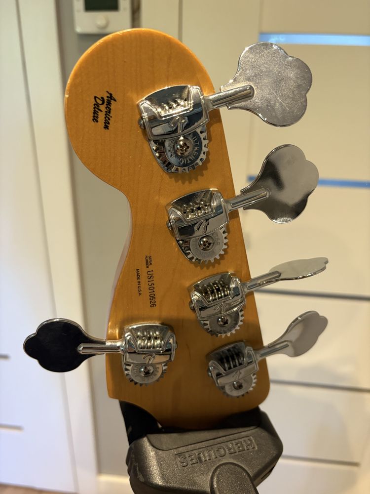 Fender American Deluxe Jazz Bass V