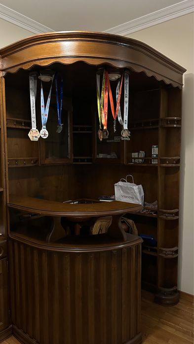 Movel bar sala com bancos