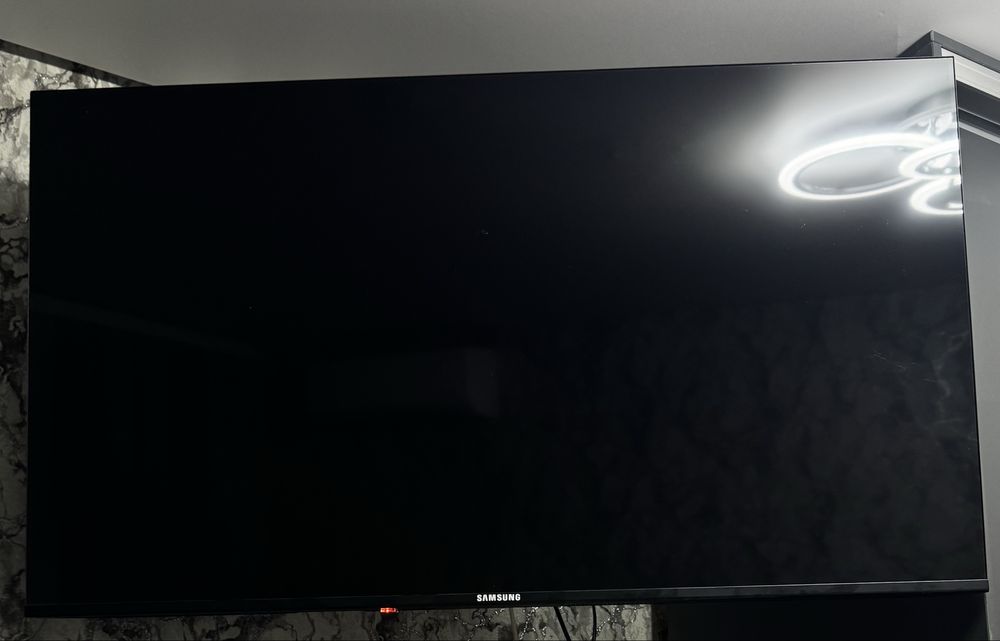 телевізор Samsung 50 дюймів