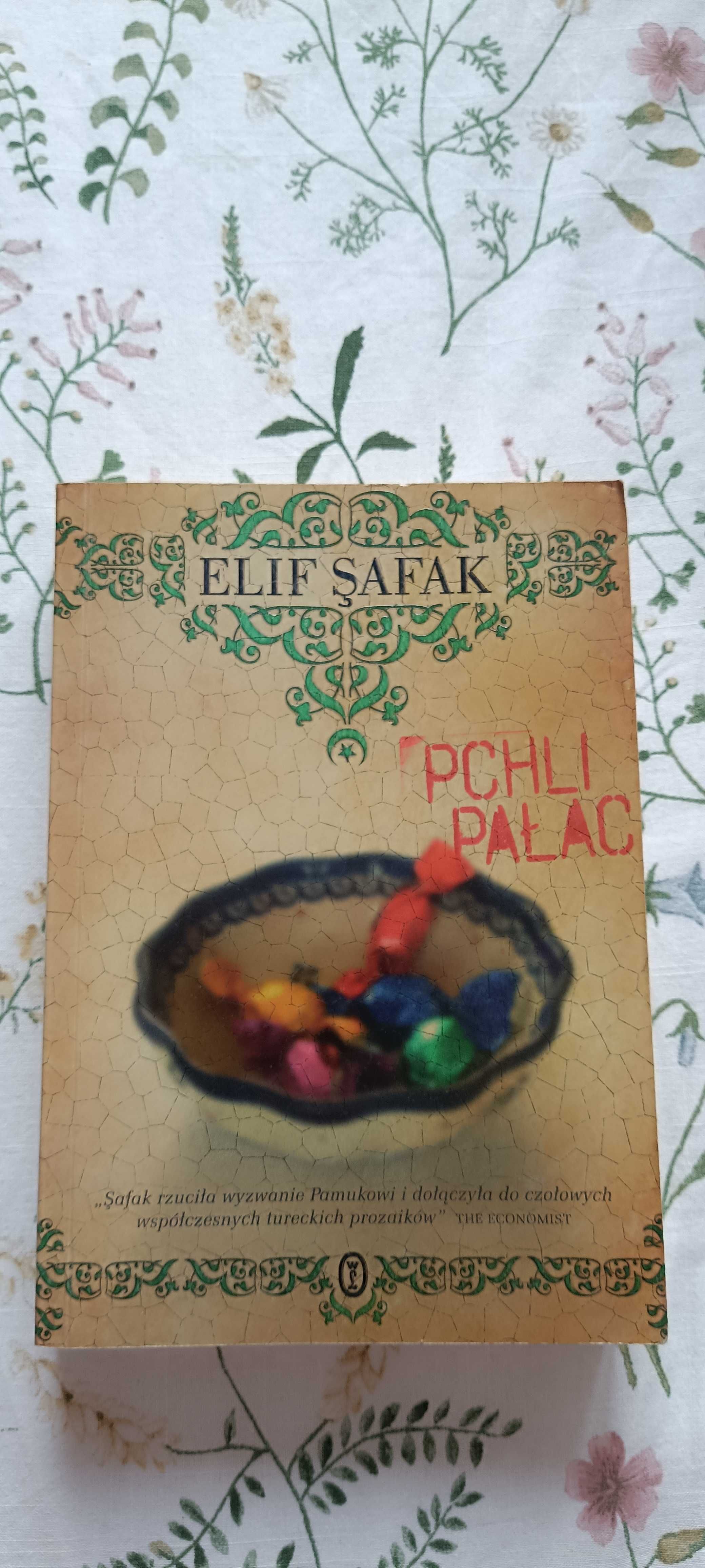 Elif Safak Pchli pałac