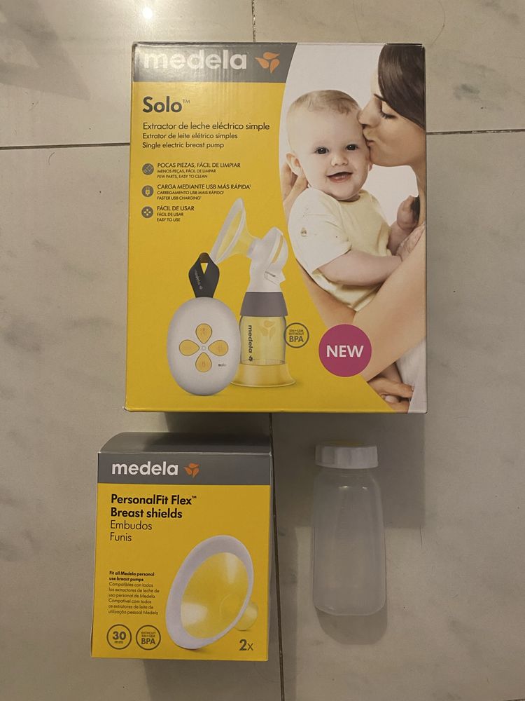 Bomba extratora de leite Medela Solo com acessorios extra