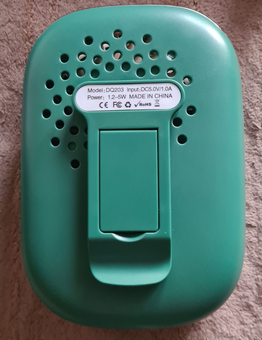 Mini wiatrak, wentylator.
