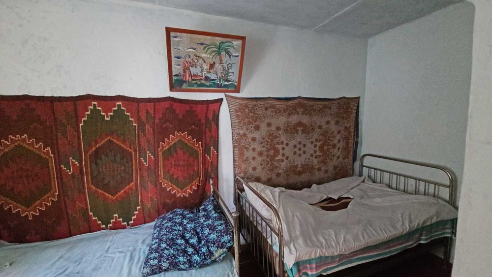 село Черевки, є газ, криниця, світло. Є ВІДЕООГЛЯД