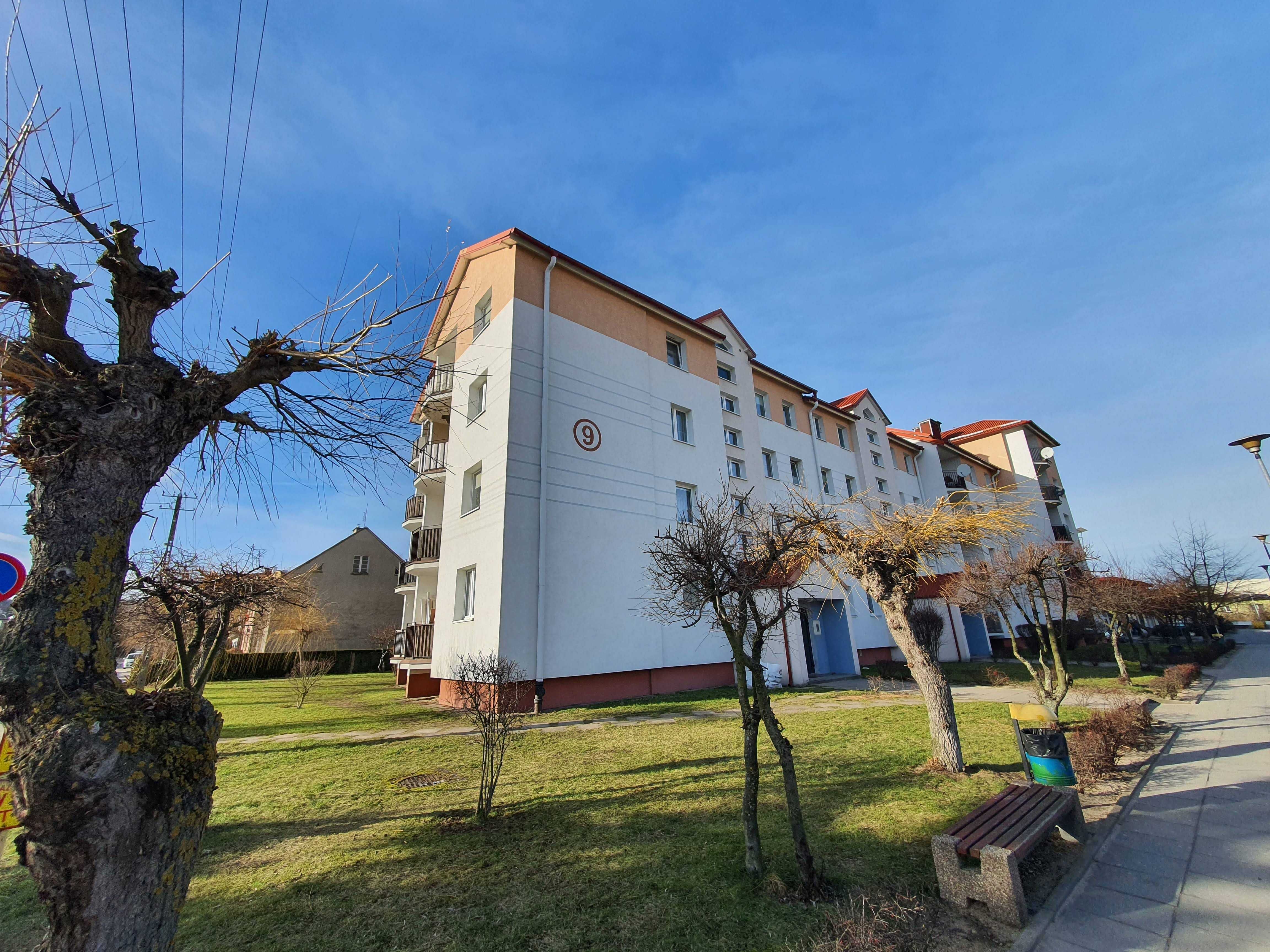 To ja 2-pokojowe mieszkanie z balkonem w centrum Redy - wynajmij mnie!