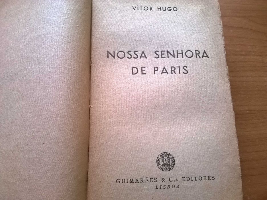 Nossa Senhora de Paris - Victor Hugo