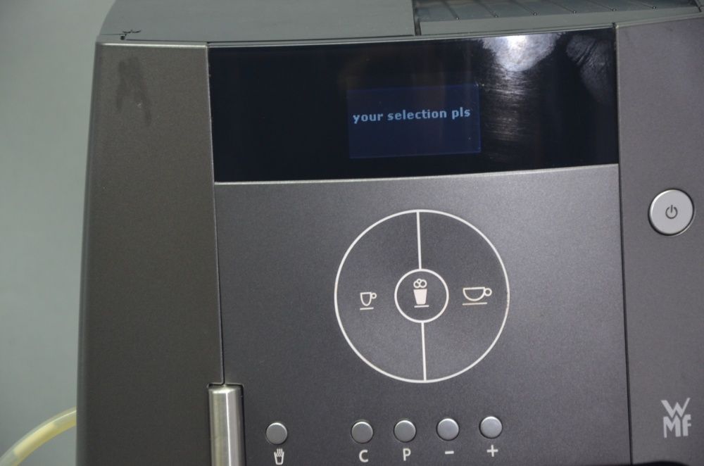 WMF 450 by Schearer automatyczny ciśnieniowy ekspres do kawy