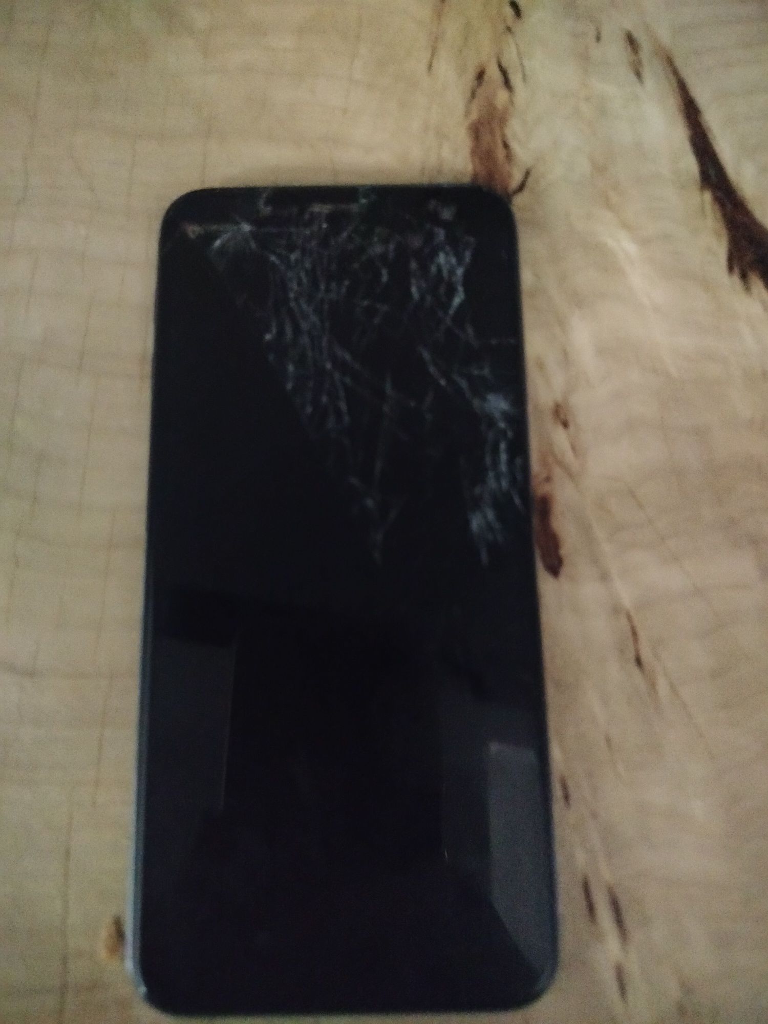 Samsung Galaxy j6+uszkodzony