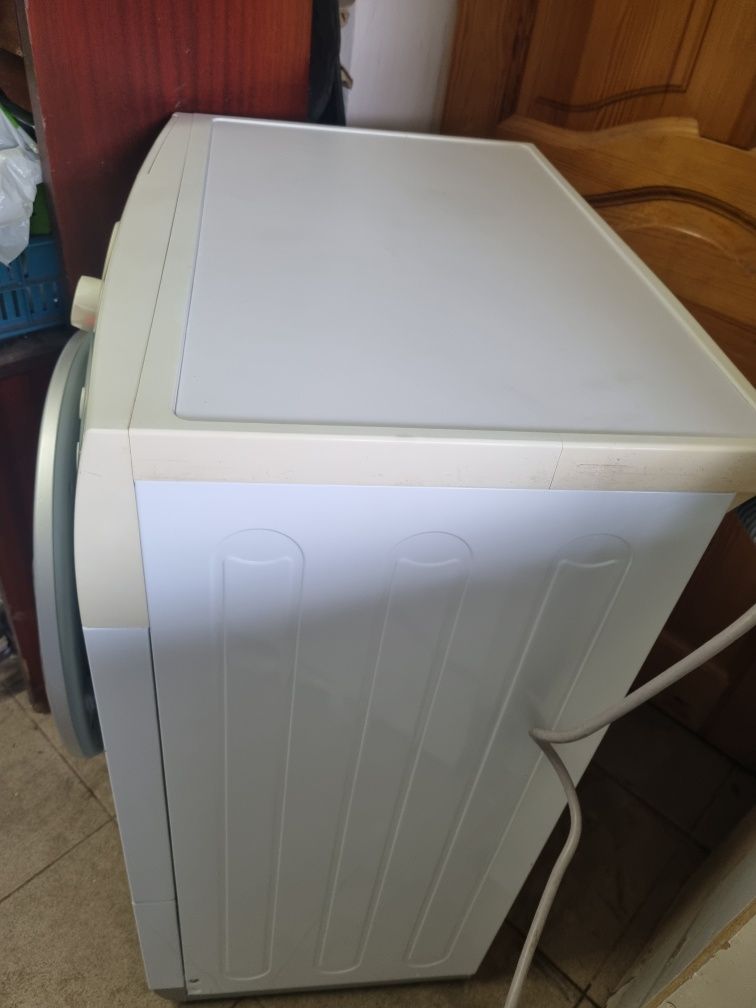 Pralka samsung wąska 37cm na 5kg 1000obrotow wirowania energooszczędna