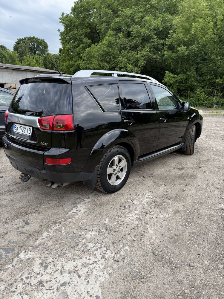 Продам Peugeot 4007