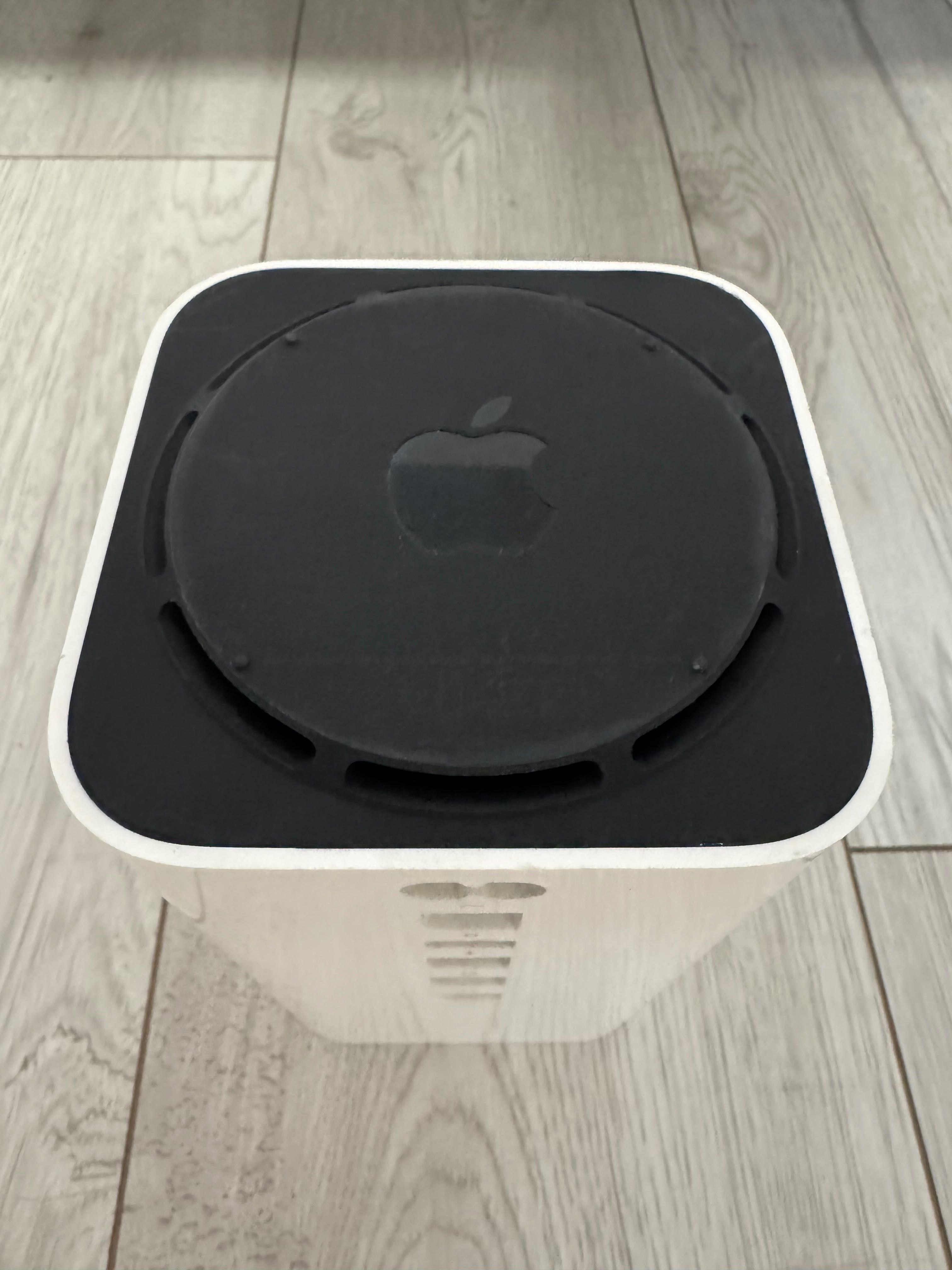 Router Apple AirPort Time Capsule 2 TB 802.11ac Model A1470 ME177/ZA