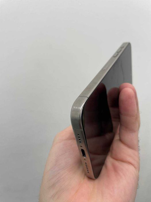 iPhone 15 Pro Max 256GB Natural Titanium 100% батарея KIBORG