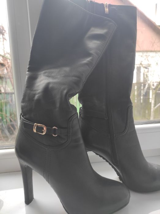 Супер сапоги осінь 39 шкіра mascotte, торг