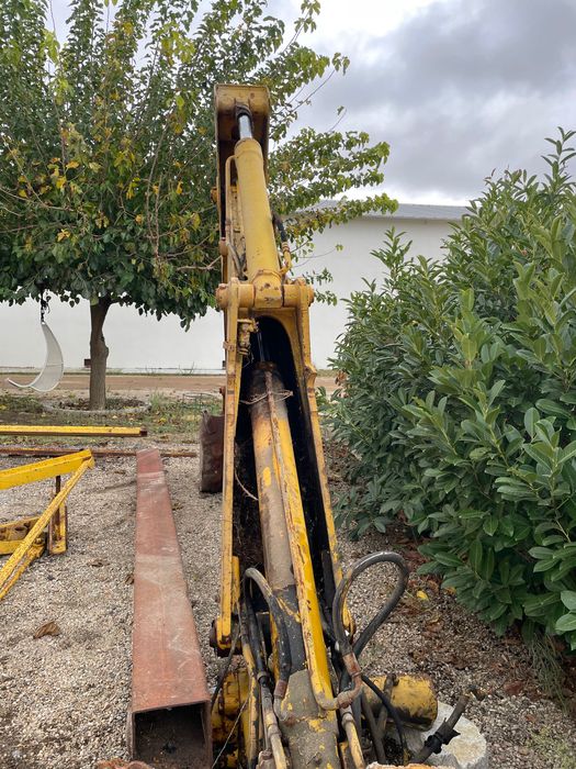 Lança de retro escavadora JCB