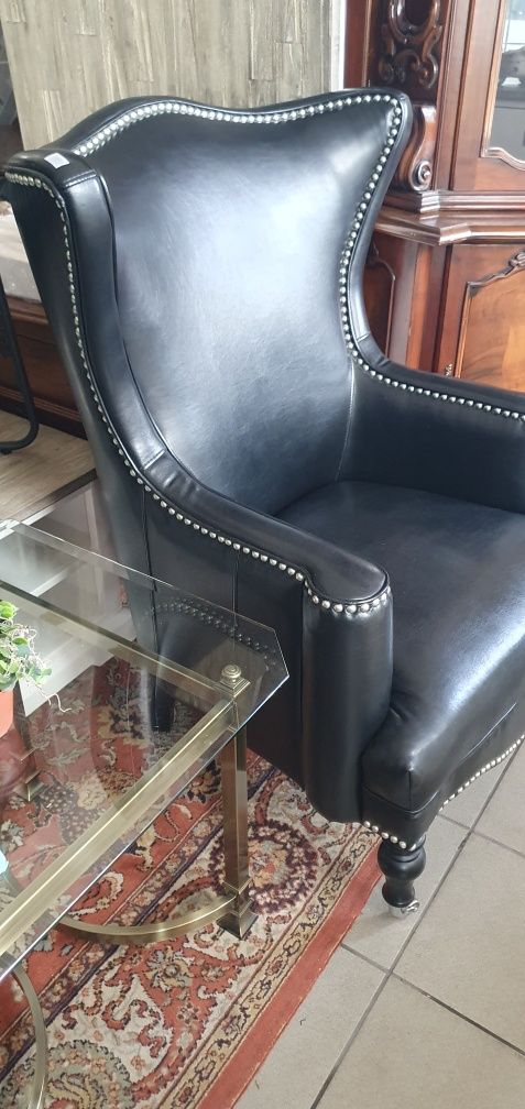 Fotele w stylu Chesterfield ( uszaki )